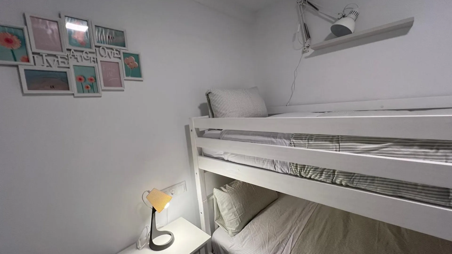 Gran Ritz Apartamentos Especial Terraza Exclusiva C Zenete Málaga 0*,